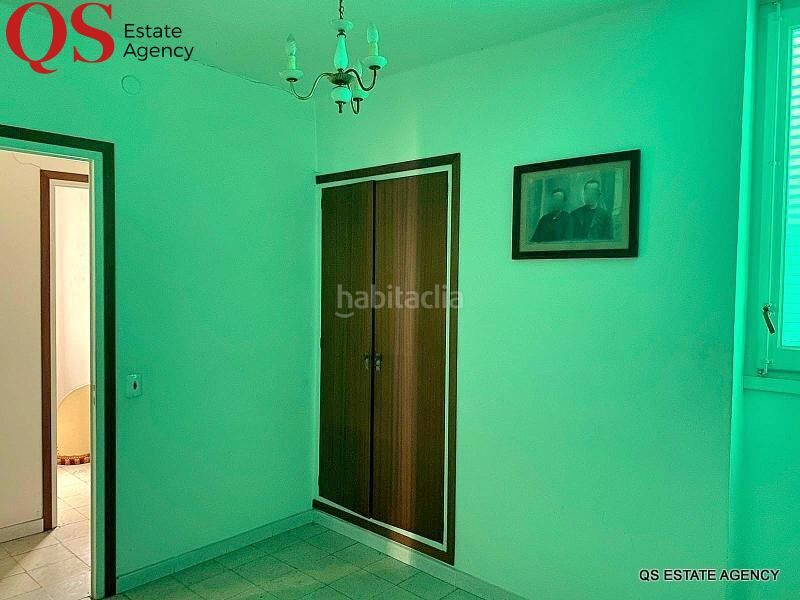 Foto 9e905c99-95d4-404e-9614-edb54bca3b5b. Casa aparellada amb aparcament a Centre Blanes