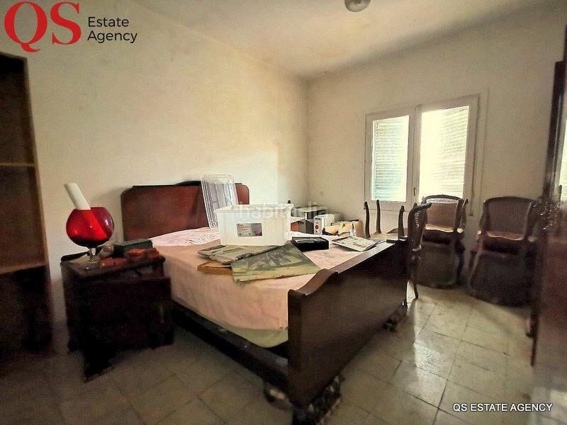 Foto e8aec2cc-d7fd-433b-bd0a-ccc46aa9cc62. Casa pareada casa de pueblo en semicentro en Centre Blanes