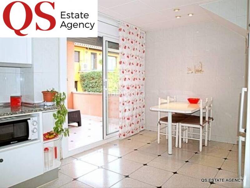 Foto 055e1a3e-e03b-41dd-ab42-8239d8d76e84. Casa  con jardín en centro en Centre Blanes