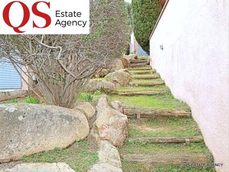 Foto 2ae5c1af-92dd-4604-b86a-0d22a83d5f1b. Casa  con jardín en centro en Centre Blanes