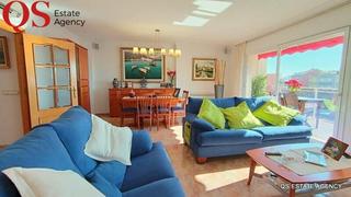Casa adossada a Les Creus. Chalet con local comercial en les creus, pineda de mar
