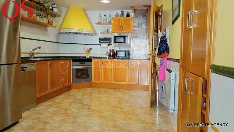 Foto b9f86e61-e090-415c-a30c-e141d39511d8. Maison jumelée avec chauffage parking dans Les Creus Pineda de Mar