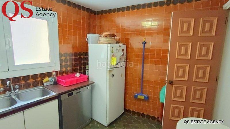 Foto 4ab63080-2cee-40ce-87d3-e006d7466da3. Edifici a Centre Blanes