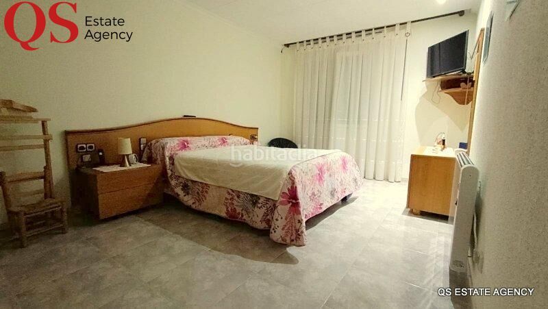 Foto 014acbe5-1ce7-4367-8334-8bdf0935d72c. Casa adossada a Calella