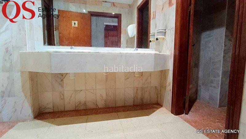 Foto 252012a1-c575-417e-a1ee-1634aa2c3776. Edificio hotel con piscina en Terrafortuna - Puig Ventós Vidreres