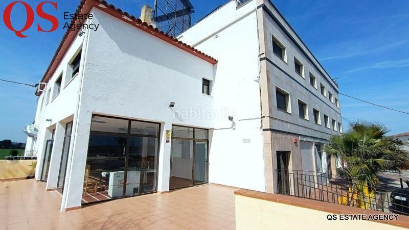 Foto 9f3ba835-bded-472d-bb1b-73db2dc8b35d. Edificio hotel con piscina en Terrafortuna - Puig Ventós Vidreres