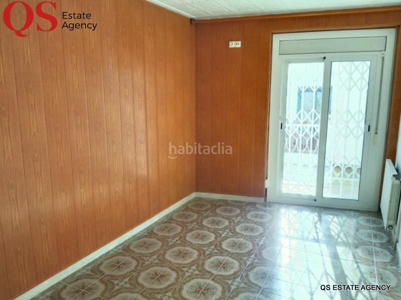 Foto 0ec2a60d-b3a7-4f47-b598-3fca76575c8b. Casa adossada amb calefacció aparcament a Centre Blanes