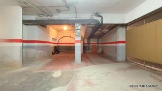 Aparcament cotxe a La plantera. Plaza de parking en la plantera, blanes
