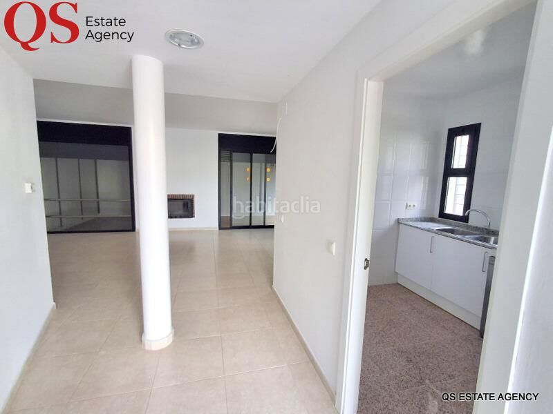 Foto 5018e391-5f3f-4013-924e-b7f55ac73979. Casa adossada amb calefacció aparcament a pla de maset - cap de Salou Salou
