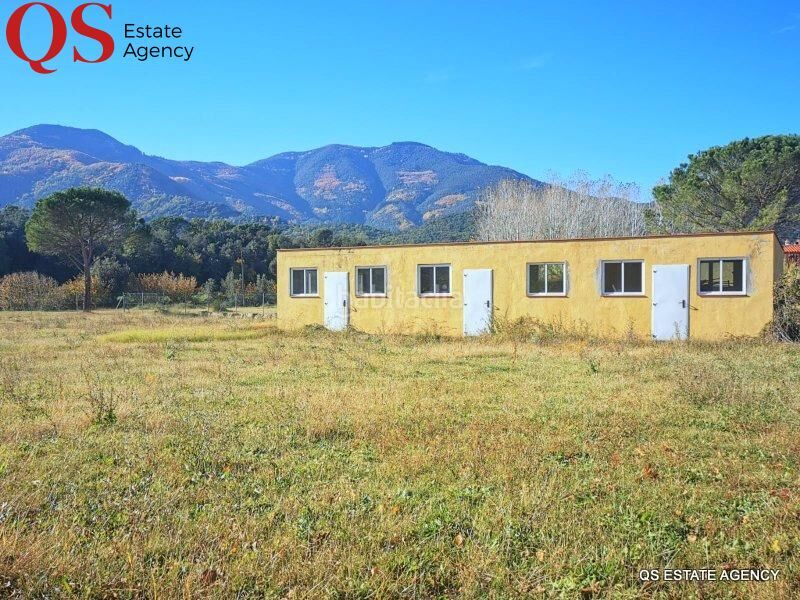 Foto 5bcdaf8b-c457-4096-9e63-57ce850c7225. Casa amb calefacció aparcament piscina a Cellera de Ter (La)