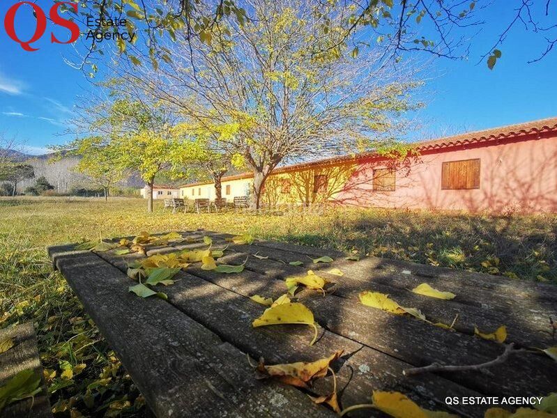 Foto dcd7d063-28ee-4679-a80e-321573a7ccbd. Casa amb calefacció aparcament piscina a Cellera de Ter (La)