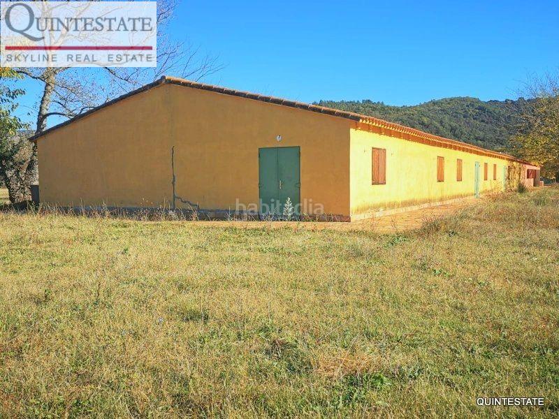 Foto 99266443-db1a-43ad-9b0b-1794cd8d1387. Geschäftsraum in Cellera de Ter (La)