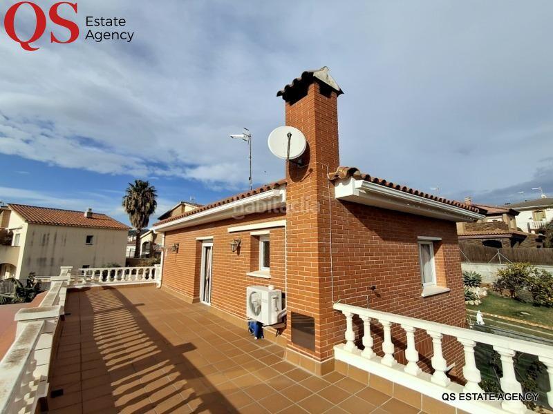Foto 16e1ed78-f98e-4e93-b7e2-4982ab0ef8dd. Casa amb calefacció aparcament a Cunit residencial Cunit