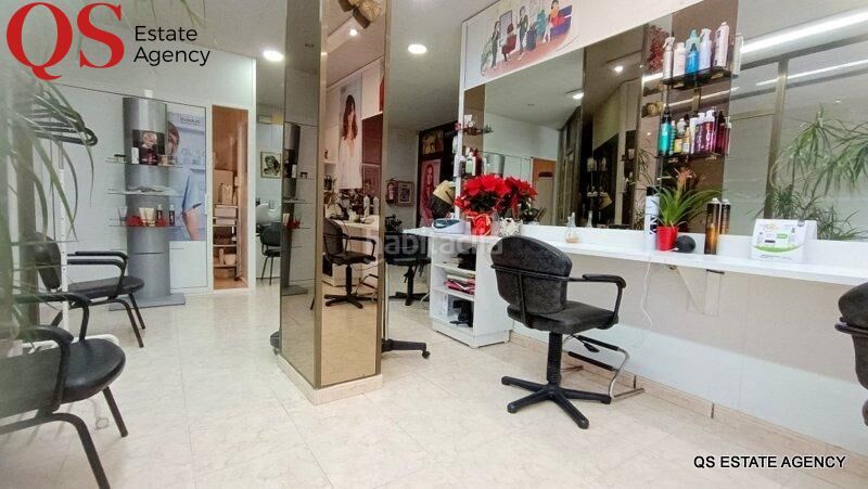 Foto 7cad6d68-a31e-46e5-9106-21641c4261a3. Local comercial a Centre Blanes