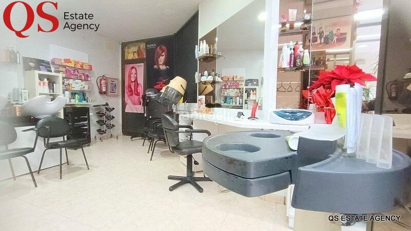 Foto 954fb696-6cb1-442f-bad6-457c779b8a15. Local comercial a Centre Blanes
