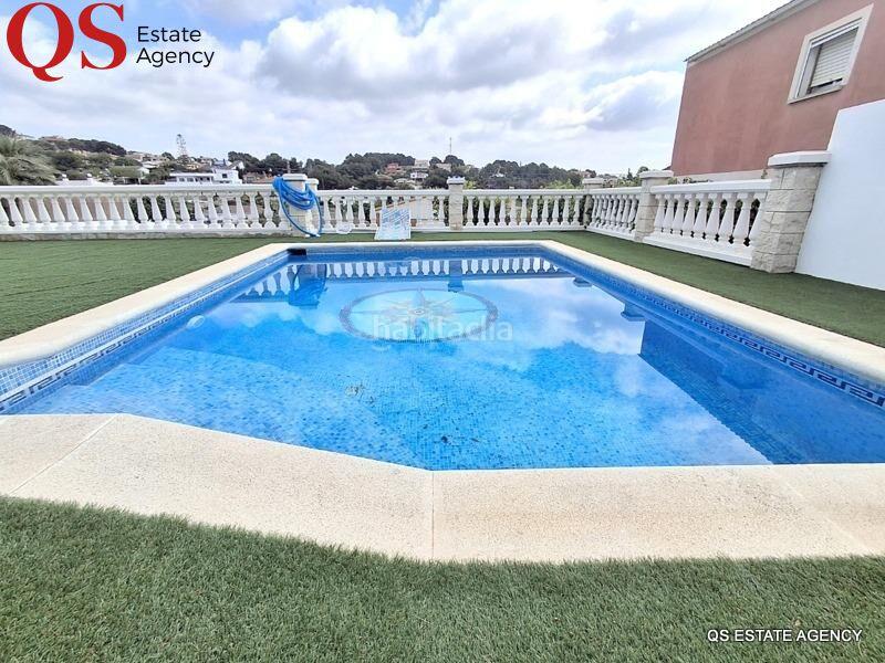 Foto 39006d31-acef-474d-af92-f35b720dd0c0. Haus mit heizung parking pool in costa Cunit - els jardins - els rosers Cunit