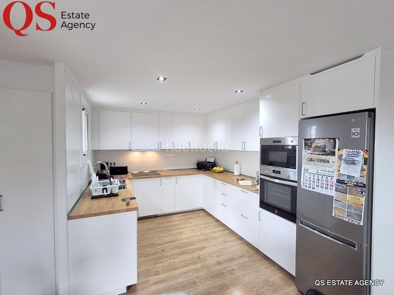 Foto 441d5be7-ea8b-4271-9ecf-e8f205719278. Haus mit heizung parking pool in costa Cunit - els jardins - els rosers Cunit