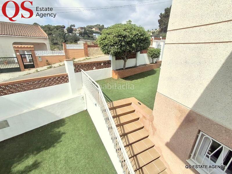 Foto 6450f200-740d-4630-b4a6-298d2b091971. Haus mit heizung parking pool in costa Cunit - els jardins - els rosers Cunit