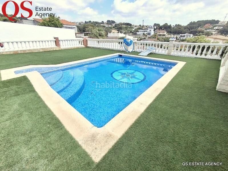 Foto a7e5e356-40b9-419e-8797-63d617e9315f. Haus mit heizung parking pool in costa Cunit - els jardins - els rosers Cunit