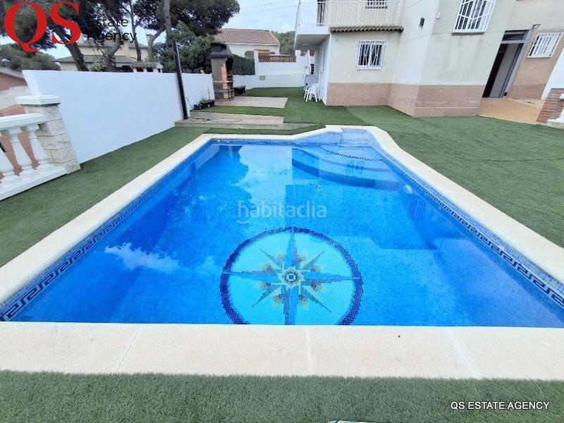 Foto afbe6688-5b94-4ce8-88e5-23905821b9c2. Haus mit heizung parking pool in costa Cunit - els jardins - els rosers Cunit