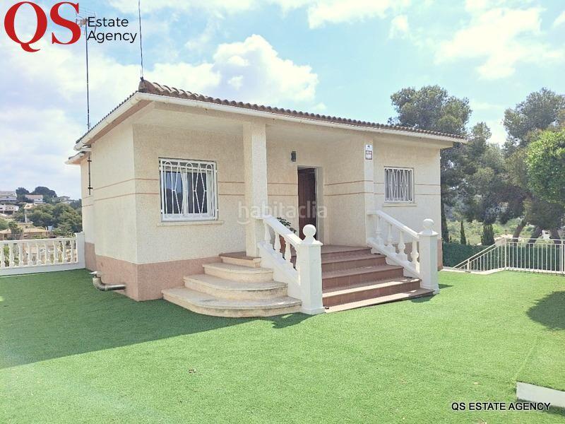 Foto c5fbb4e4-481e-4489-af76-2115234132cf. Haus mit heizung parking pool in costa Cunit - els jardins - els rosers Cunit