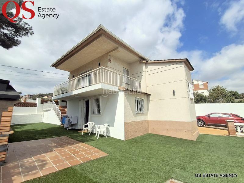 Foto c8539f65-2a0d-464f-a3bb-d6a3d47a3df1. Haus mit heizung parking pool in costa Cunit - els jardins - els rosers Cunit