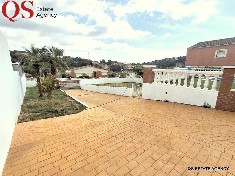 Foto d28c648e-1c3e-4523-9a78-1e02792933ab. Haus mit heizung parking pool in costa Cunit - els jardins - els rosers Cunit