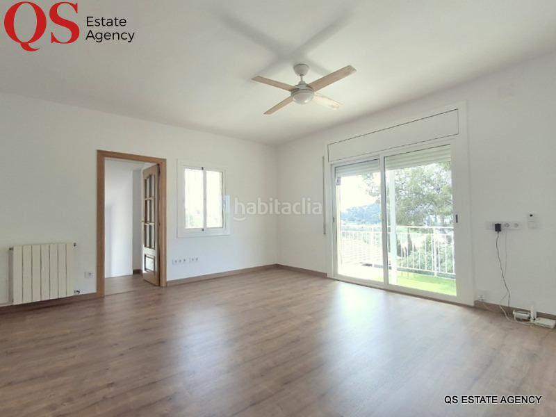 Foto d9619711-ebfe-43fb-9462-95c96829f061. Haus mit heizung parking pool in costa Cunit - els jardins - els rosers Cunit