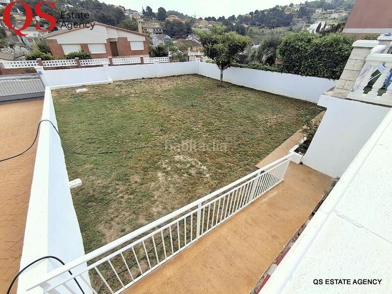 Foto f7e53442-290a-49e6-b4a4-a268a5f95bae. Haus mit heizung parking pool in costa Cunit - els jardins - els rosers Cunit