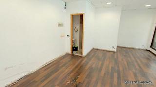 Alquiler Local Comercial en Centre. Almacen en el centro de blanes