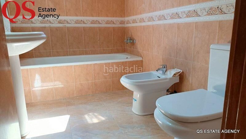 Foto 97dd9046-7af8-4795-a6cd-e9d4043e8eaa. Casa amb calefacció aparcament piscina a Lloret Residencial - Montlloret Lloret de Mar
