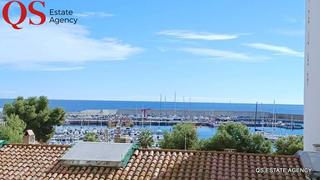 Pis a Centre. Piso con parking, ascensor y vistas al mar en centro de blanes