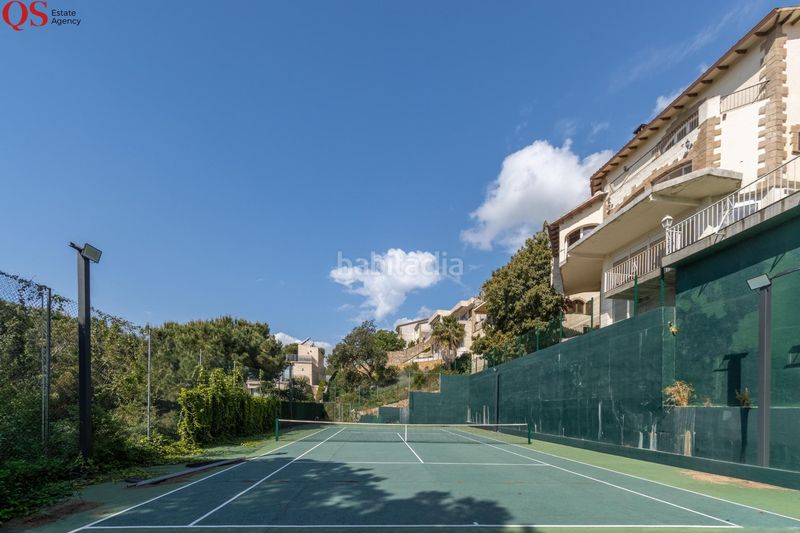 Foto 5f051e38-5dfc-4587-9566-58b457f70d37. Xalet amb calefacció aparcament piscina a Roca Grossa Lloret de Mar