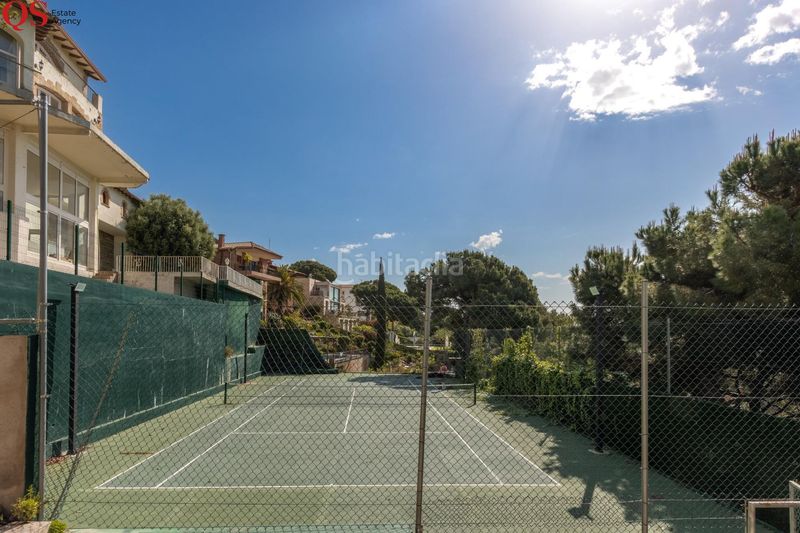 Foto c385a3db-10f9-49cc-8495-e4c8a83ce860. Xalet amb calefacció aparcament piscina a Roca Grossa Lloret de Mar