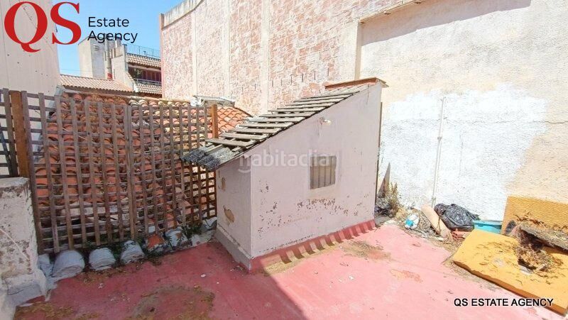 Foto a971e154-40be-4e3b-a538-890af19b74e5. Casa adossada a Centre Blanes