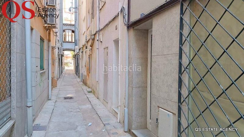 Foto 3534e50d-f7e0-4a9e-9d48-74b303614b61. Casa adossada a Centre Blanes