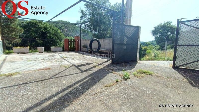 Foto a1f4db85-ac1e-4a47-bf7f-55c1ee5c7a6d. Casa amb aparcament a Massanes