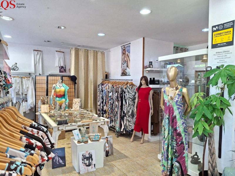 Foto 030982ee-3347-4639-8d48-dc9e37e05d40. Rent business premise in prat de Cunit Cunit