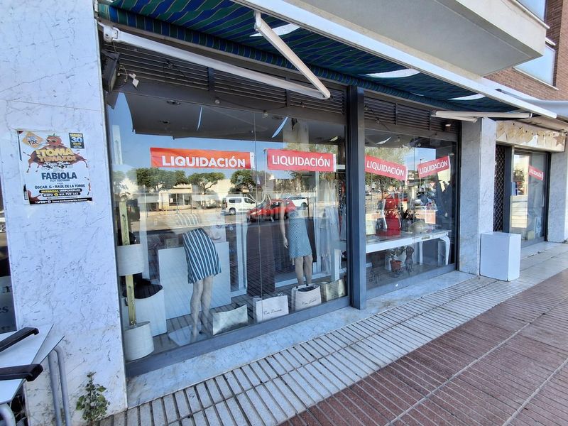 Foto 317df302-00f4-4113-8e93-8e2b883a94f0. Rent business premise in prat de Cunit Cunit