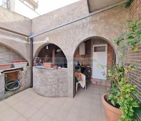 Maison à Barrio Peral-San Félix. Venta de piso único en barrio peral