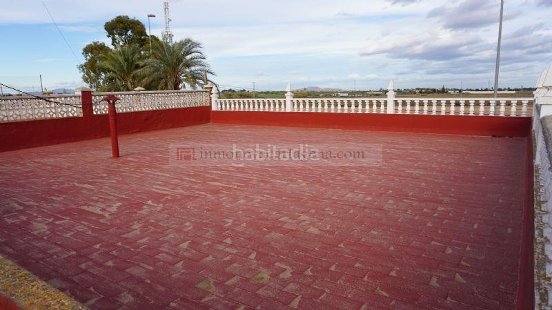 Foto 0c2b1640-5cbe-4218-babd-14bd58f886e8. Reihenhaus in Miranda Cartagena