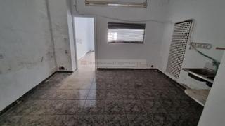 Miete Geschäftsraum in Calle valle inclán 2. Alquiler de locales comerciales en ciudad jardin