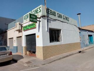 Geschäftsraum in Calle roma 4. Venta de locales comerciales en bda. san gines