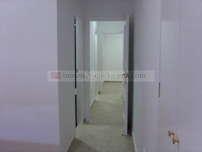 Foto f6a0674d-2098-441a-9e07-e9c03e353329. Appartamento in Casco Antiguo Cartagena