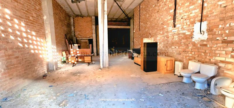 Foto 68889396-be75-4158-8dfb-3ac0bcf90881. Locale commerciale in Ciudad Jardín Cartagena