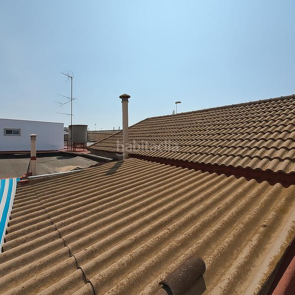 Foto ad654290-511b-4ee7-80b4-3bbe0715d1d6. Casa amb aparcament a La Aljorra Cartagena