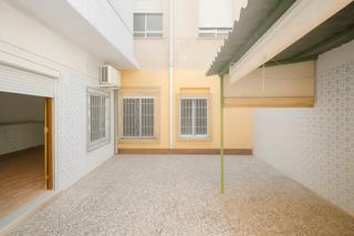 Planta baja en Calle alto 20. Venta de piso bajo en los barreros