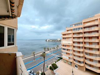 Etagenwohnung in Calle hawai v 2. Venta de piso en la manga del mar menor