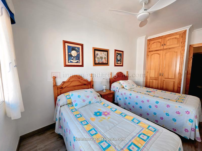 Foto b26a34e0-a5c5-4089-932b-40f86489a86f. Casa a schiera con parcheggio piscina in Entremares Manga del Mar Menor (La)