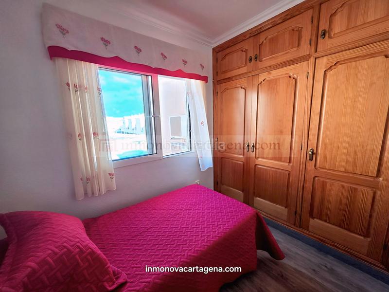 Foto cde7d7df-4bef-4362-af56-4e88f0924d4b. Casa a schiera con parcheggio piscina in Entremares Manga del Mar Menor (La)